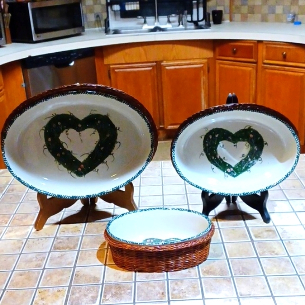 Pink Valentines‎ Hearts Casserole  Baking Dishes  Set  3   Unique   Bask…